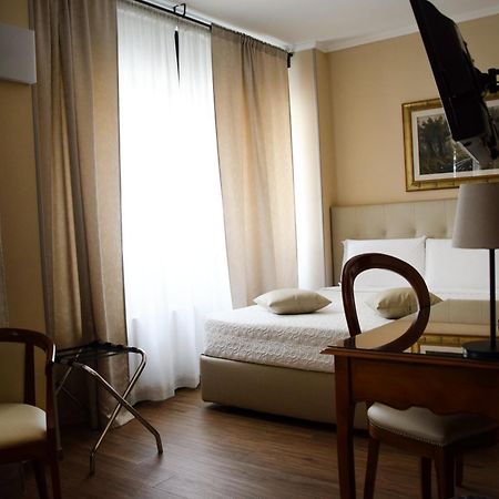 Hotel Valentino Du Parc Turijn Buitenkant foto